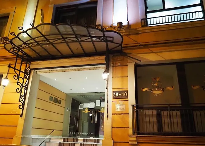 Secret Garden View Quiet Private Terrace Appartamento Bucarest