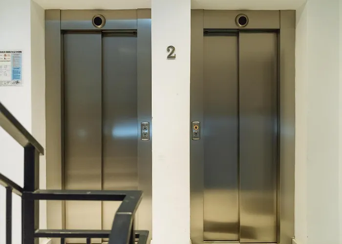 Secret Garden View Quiet Private Terrace Appartamento Bucarest