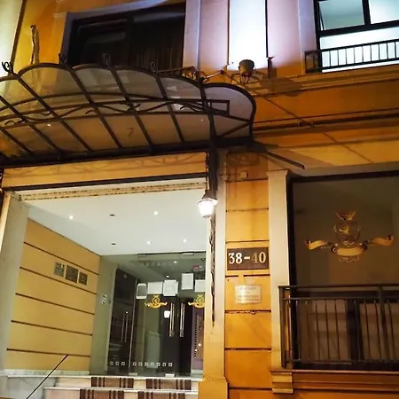 Quiet With Terrace View Apartment Bukarest