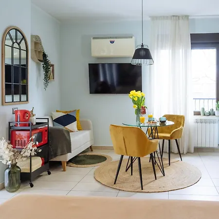 Quiet With Terrace View