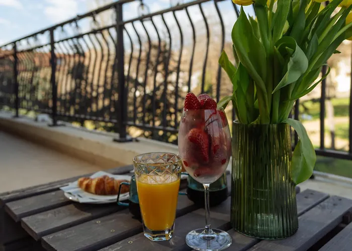 Lejlighed Secret Garden View Quiet Private Terrace *
