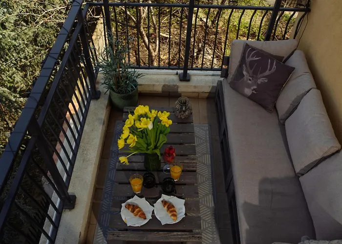 Secret Garden View Quiet Private Terrace Lejlighed